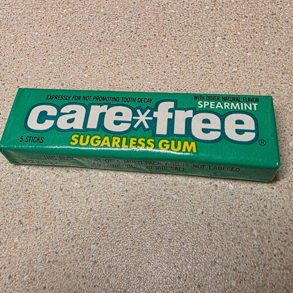Vintage Carefree Sugarless Gum 5 Sticks Green Spearmint Prop Time Capsule